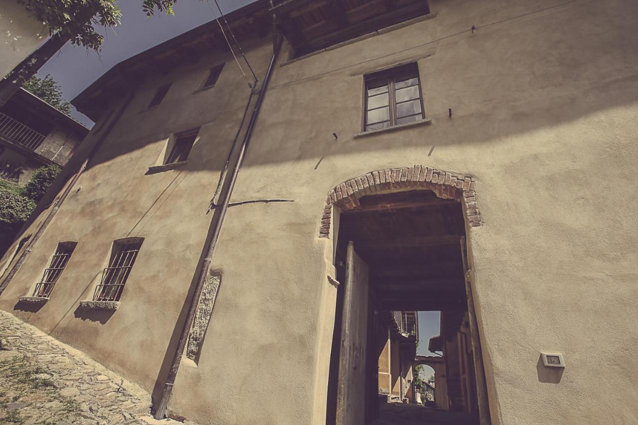 Relais Di Charme Frazione Chiavolino Villa Pollone Exterior photo